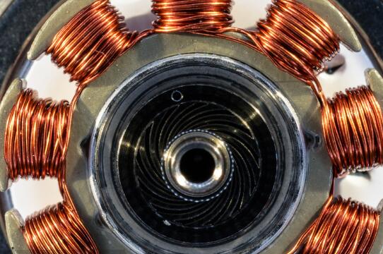 普通電機(jī)加變頻器能否真正實(shí)現(xiàn)節(jié)能效果？